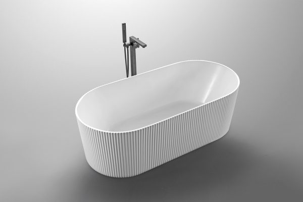 Blanc II In-Line 1500mm Oval Freestanding Bath